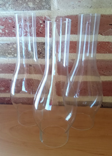 Lot trois verres - trois, a