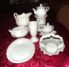 ANCIEN LOT DE PORCELAINE