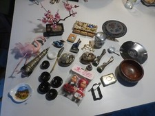 lot objets de brocante boite