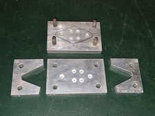 MOULE A PLOMBS HEXAGONAL PERCE