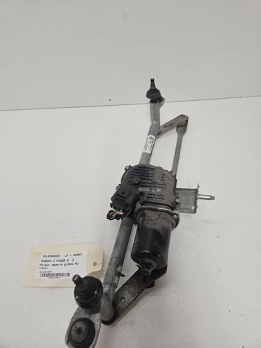 Moteur essuie glace avant