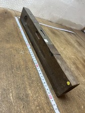 niveau en bois outil ancien