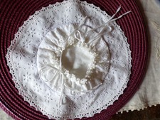 Ancient baptismal chaplain, communion,dragées, English embroidery, table