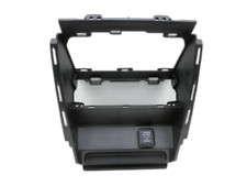 Enjoliveur cadre de montage