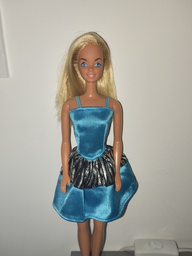 Robe barbie vintage - barbie, poupée