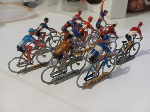 Coureurs cyclistes salza lot - cyclistes,