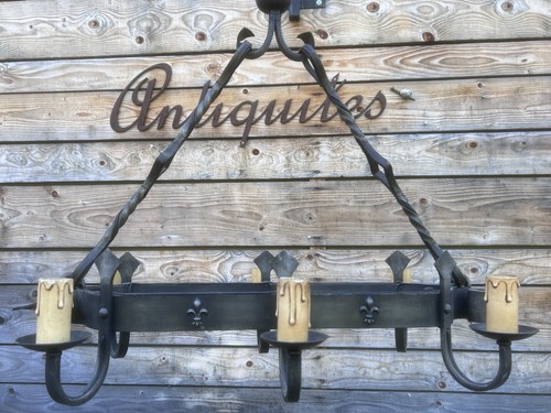 Grand lustre fer forgé - grand,