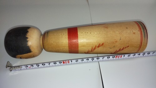 Poupée traditionnelle kokeshi - poupée,