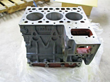 19274-01010 GENUINE OEM KUBOTA D1402 3-CYL DIESEL ENGINE CRANKCASE 19274-01011