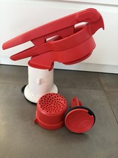 Tupperware Adaptachef presse
