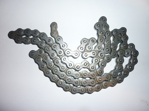 Chaîne rouleaux - chaîne,