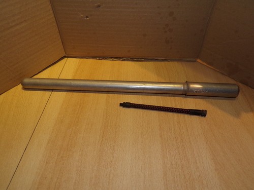 Ancienne pompe vélo lapize - à,