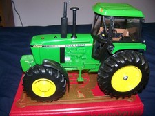 Custom Prestige John Deere 4050 FWA cab, 1/16, Ertl, Nice, high detail, JD