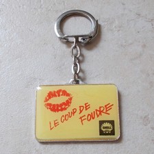 Antique Vintage Oil SHELL France 1960s Le Coup de Foudre Keychain #5