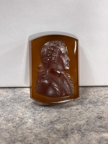 Camée cornaline mozart - -,
