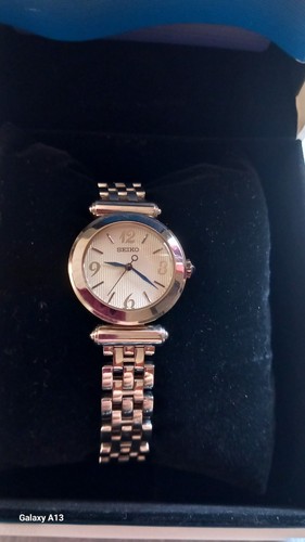 Montre seiko femme etanche - seiko,