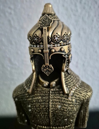 Magnifique figurine
