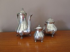 Service à café , Thé et Pot à lait en ETAIN 95 % poinçon