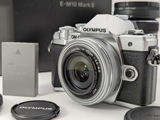 Olympus OM-D E-M10 Mark III