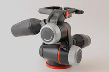 Tête de trépied inclinable