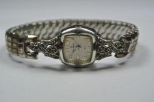Vintage Helbros 17 Jewel Wrist
