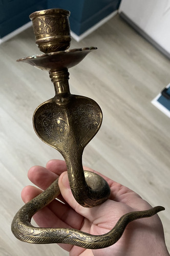 Joli petit bougeoir table - joli,