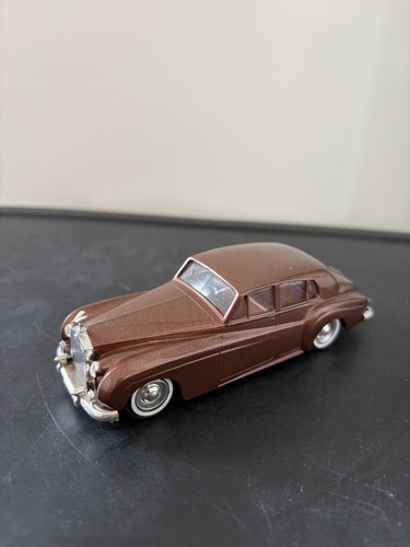 Rolls royce silver cloud - silver,