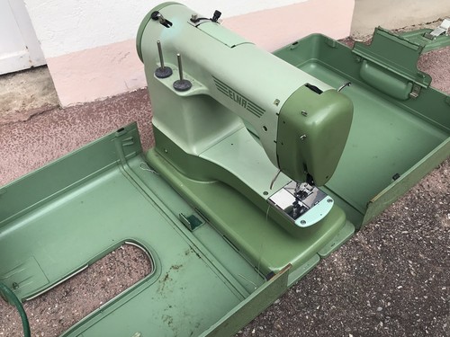Pour pièces for - pièces, machine