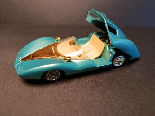 Chevrolet astro 1 pilen - 1:43,