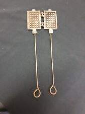 RARE PETIT ANCIEN moule à PINCE en fer forgé CHEMINEE gaufrier GATEAUX gaufrette