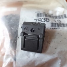 Arret de Gaine, clips de capot