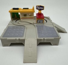 Vintage Galoob Micro Machines Travel City Mini Playset "Car Wash"