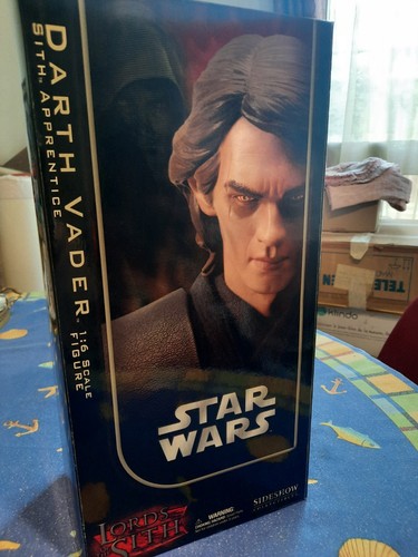 Star wars sideshow - star,