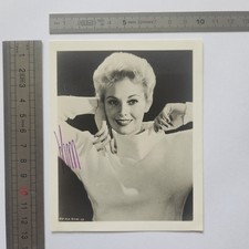 Kim Novak signed vintage photo