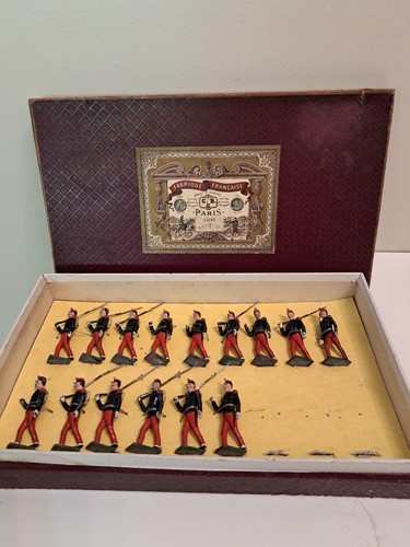 Lot anciennes figurines en - d'anciennes,