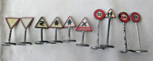 Dinky toys panneaux - dinky,