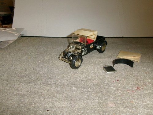 Vint black widow ford - black,