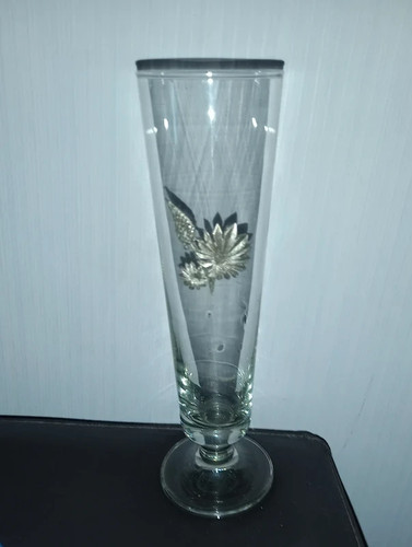 Vase avec fleur - en, étain