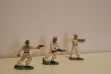 Starlux : Trois marins militaires des années 1960.