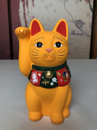 Petite figurine en céramique
