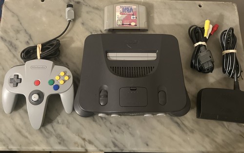Nintendo n64 console - 64,