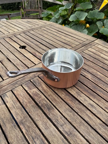 Heavy copper pot - ,, vintage