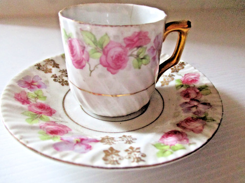 Ancienne tasse dinette - de,