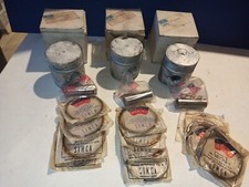 3 pistons et ses segments