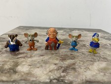 DOCTOR SNUGGLES LOT 5