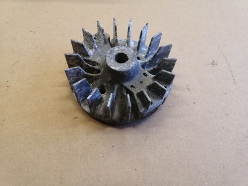 Volant moteur zenoah - moteur,