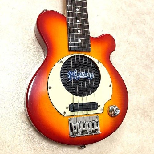 Mini guitare pignose - mini, cherry