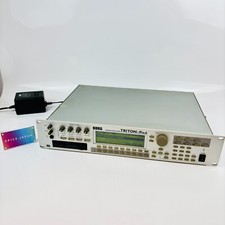 KORG TRITON RACK SYNTHESIZER module source sonore multitimbral testé
