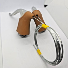 Manettes, Poignées, Leviers