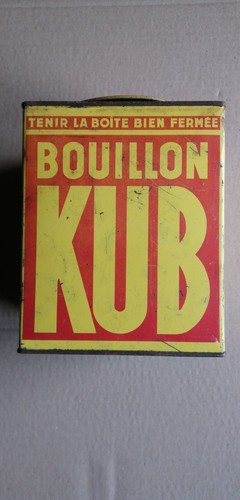 Kub une ancienne boite - une,